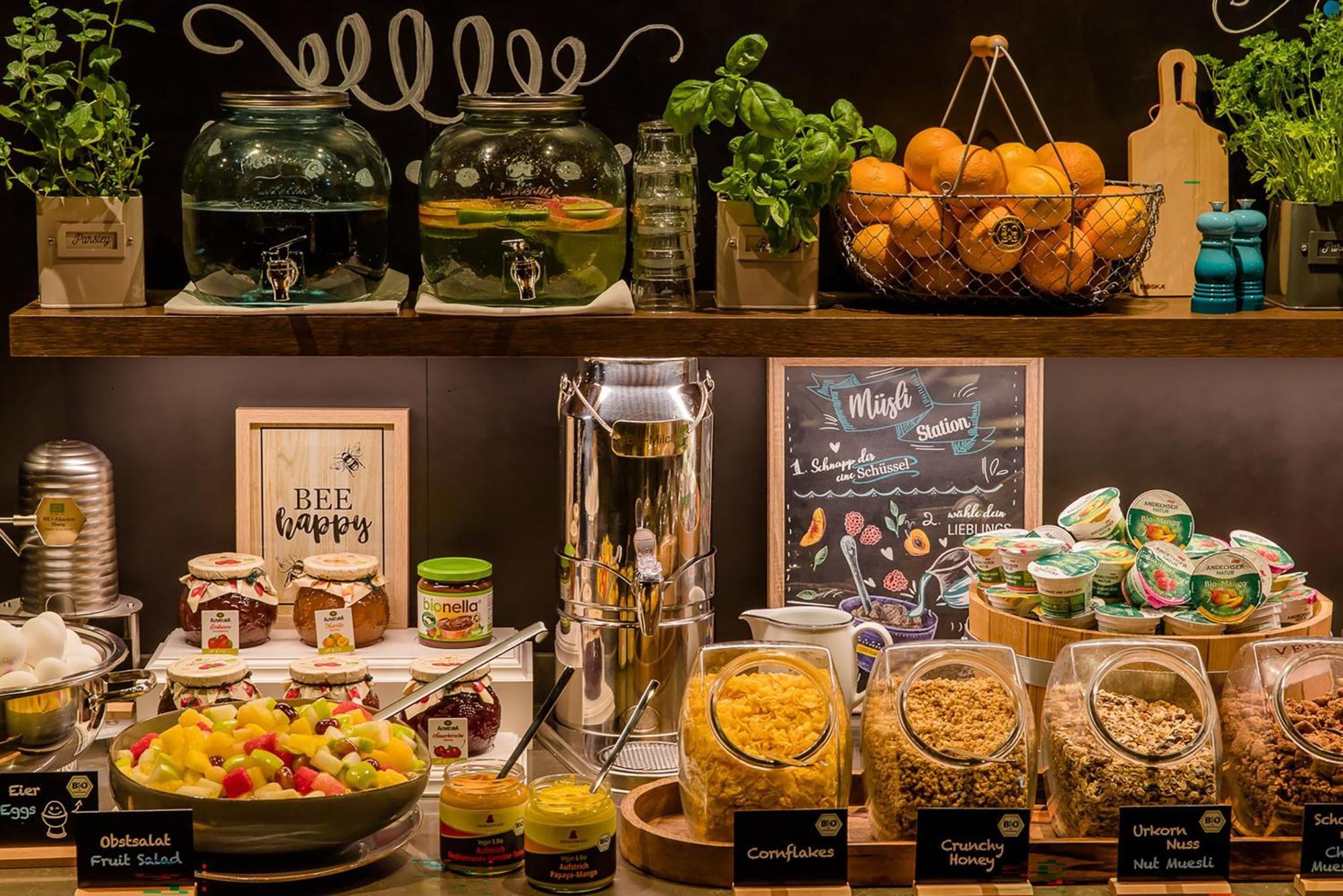 Motel One Μαγδεβούργο Εξωτερικό φωτογραφία
